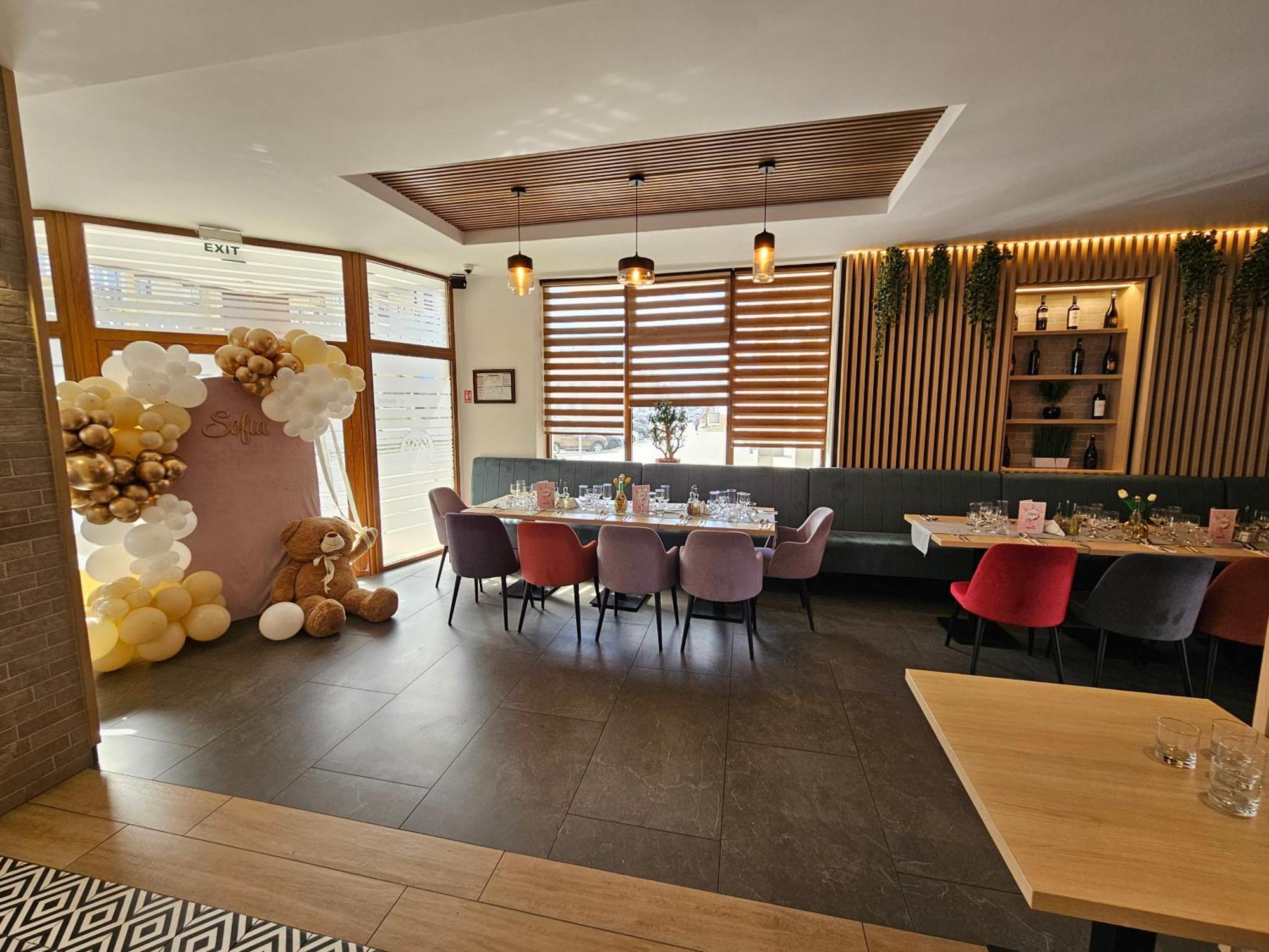 Hotel Bulevard Fagaras Luaran gambar